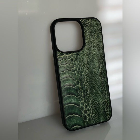 IPhone 13pro Luxury case. Skin: ostrich leg green. Hand made in Brooklyn